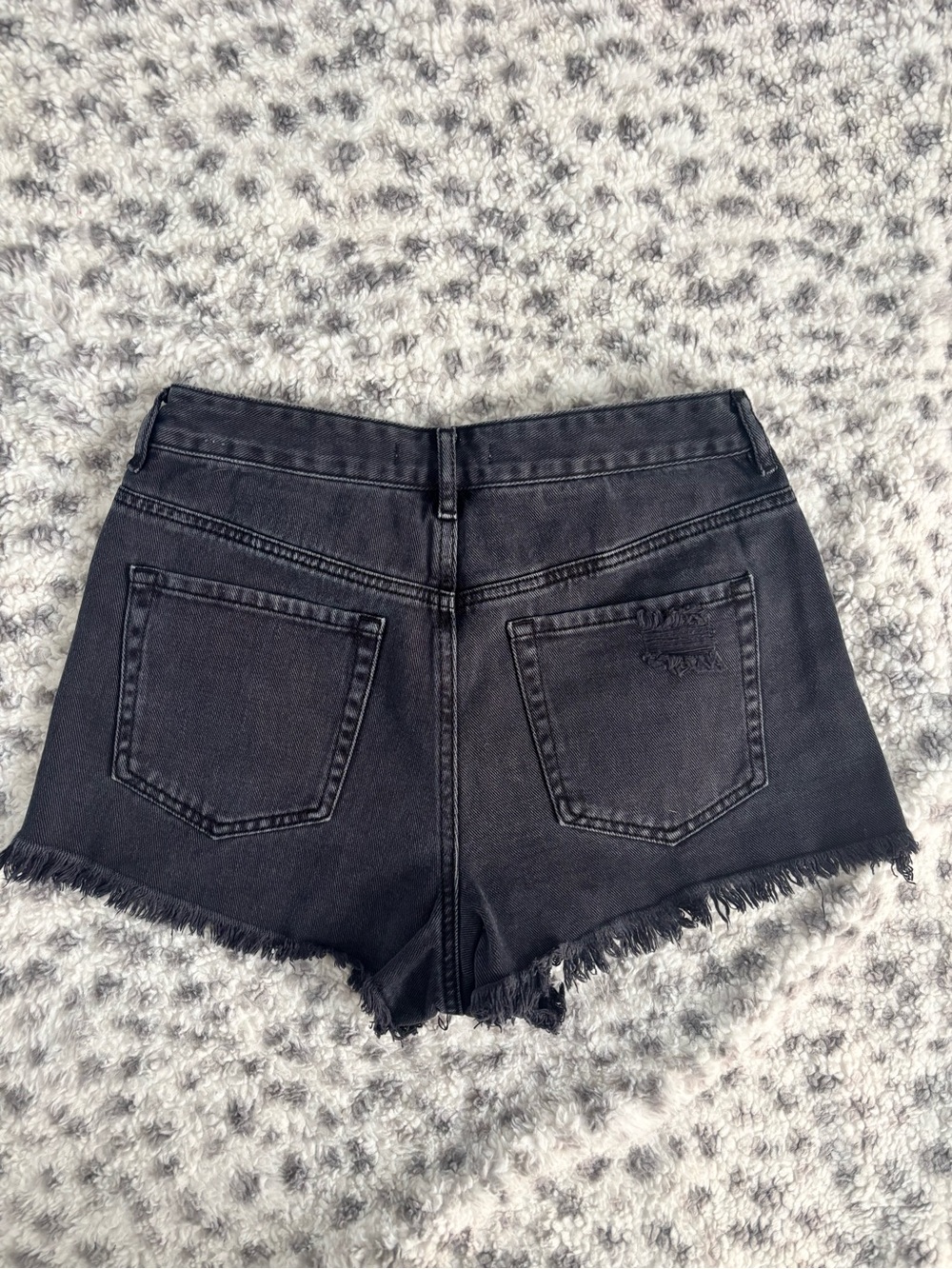 PacSun Black Distressed Denim Cutoff Shorts - Picture 2 of 6